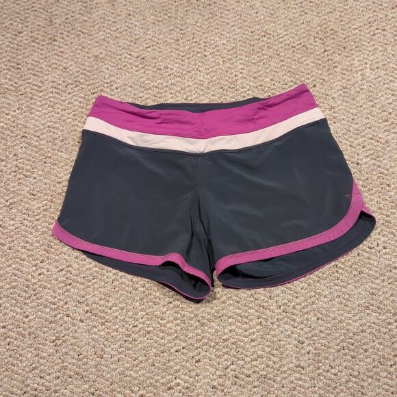 Lululemon Groovy Run Shorts Womens 6 Gray Magenta Active Gym Workout - Picture 1 of 8